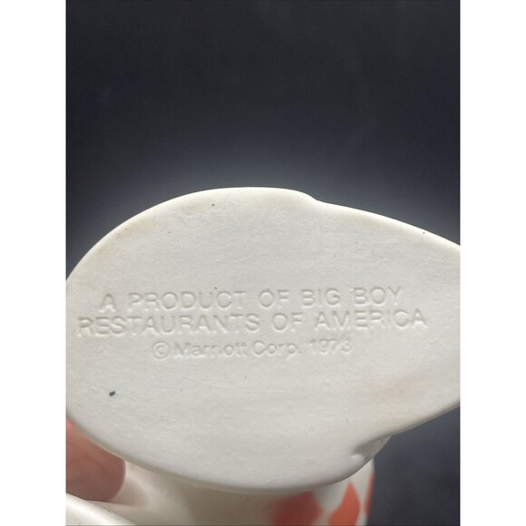 Vintage Bob's Big Boy Plastic Coin Piggy Bank 8" and Coffee Mug - Picture 8 of 9